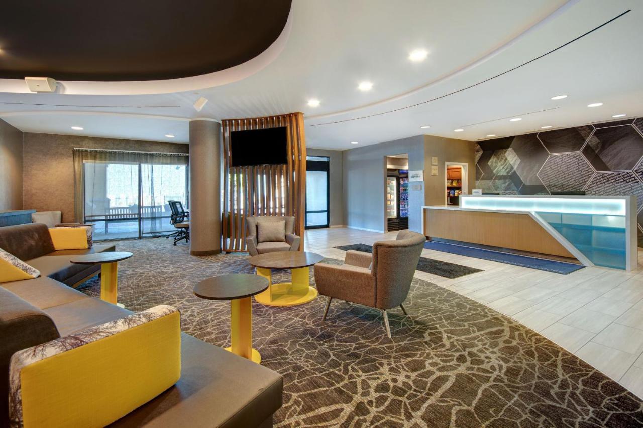 Springhill Suites Erie Kearsarge Exterior photo