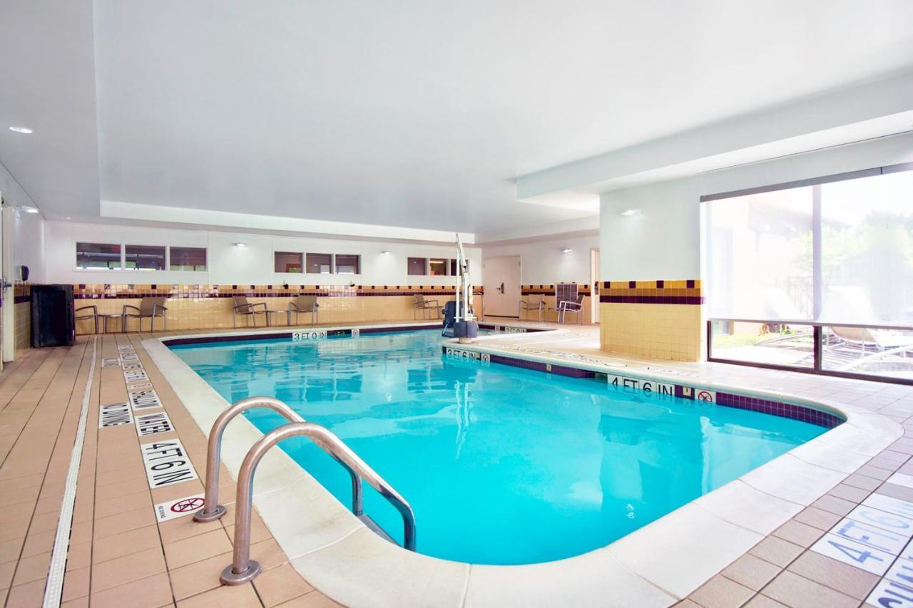Springhill Suites Erie Kearsarge Exterior photo