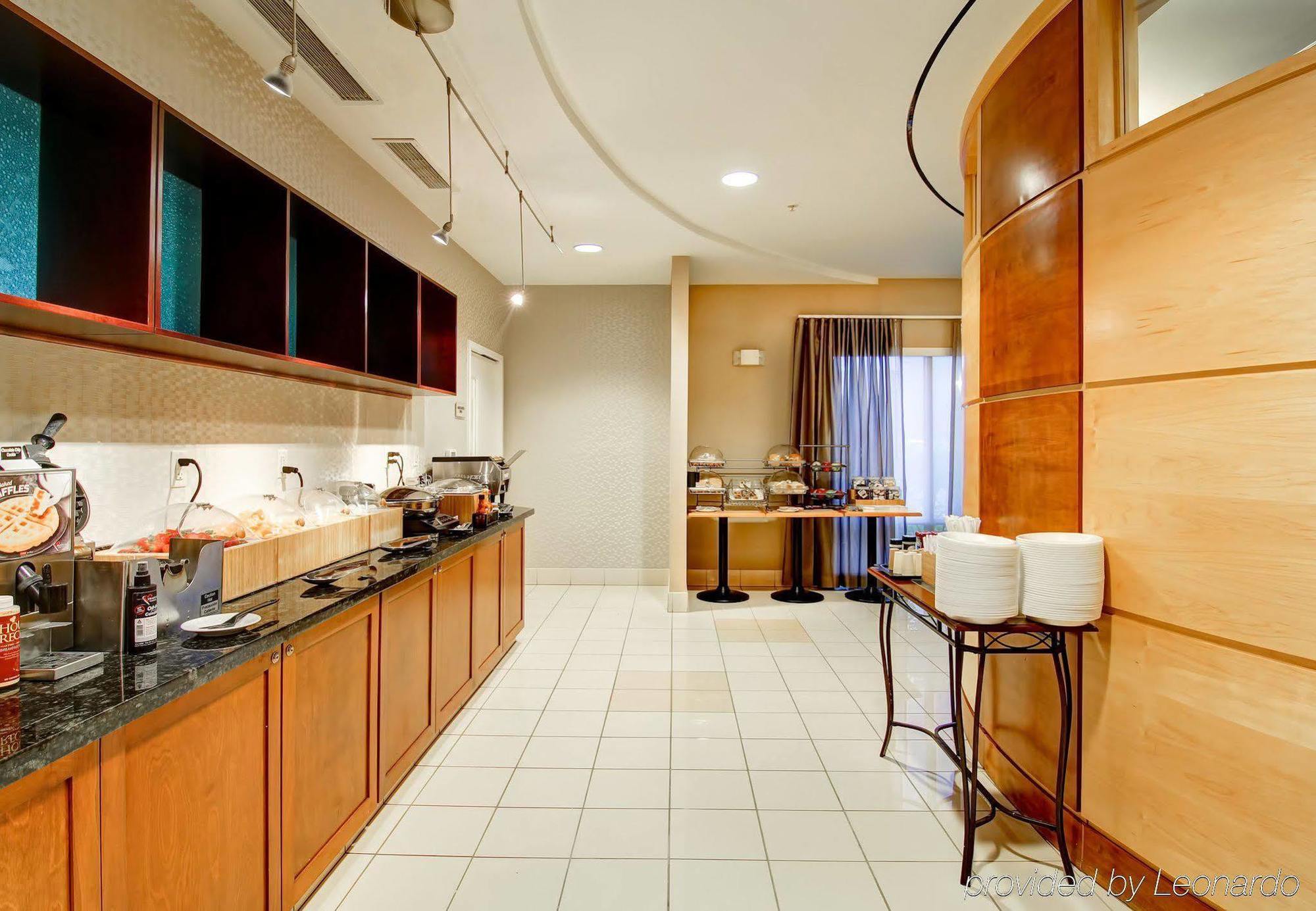 Springhill Suites Erie Kearsarge Exterior photo